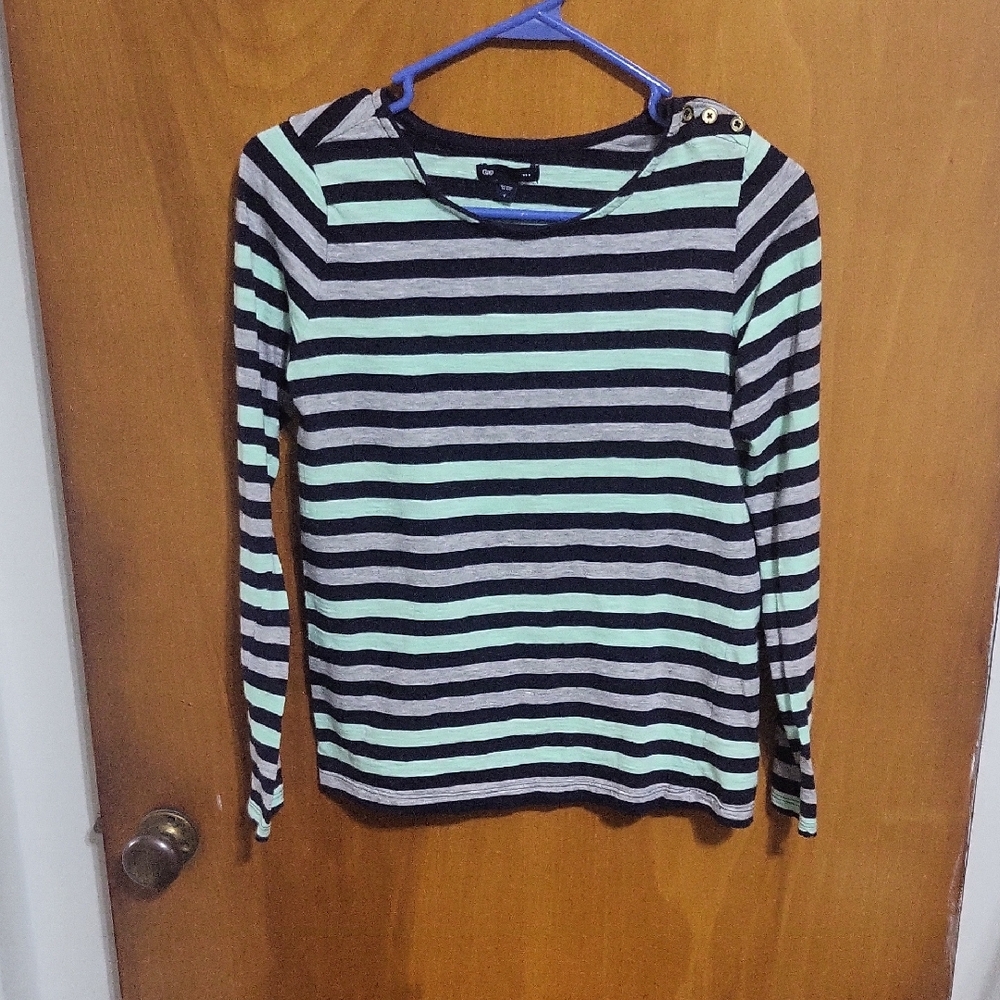 Womens Top Size small By Gap